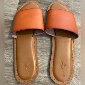 Universal Thread Sandals/Slides; Sz. 9! Super Cute!!